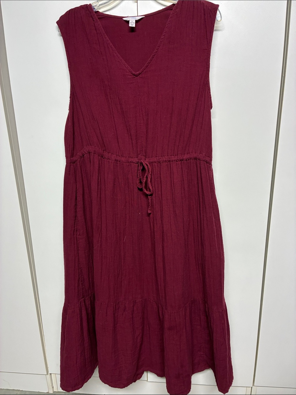 Sleeveless V-Neck Burgundy Tie-Waist Women's Midi Dress